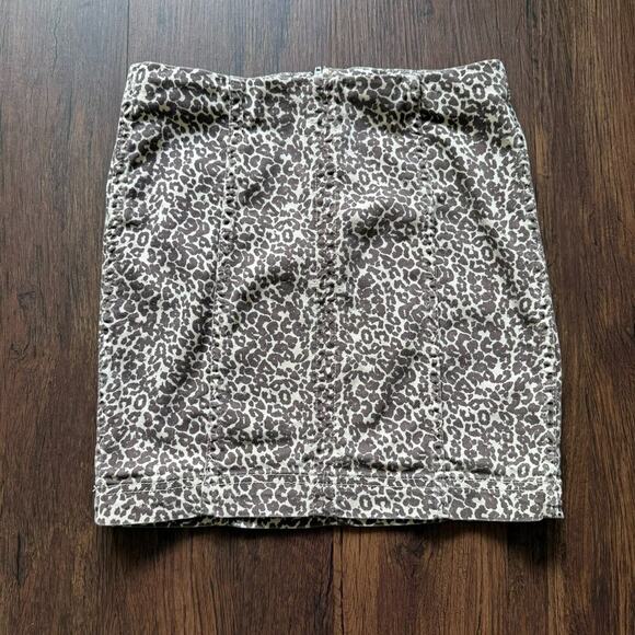 Free People Modern Femme Leopard Print Denim Mini Skirt Size 4 - Picture 1 of 9